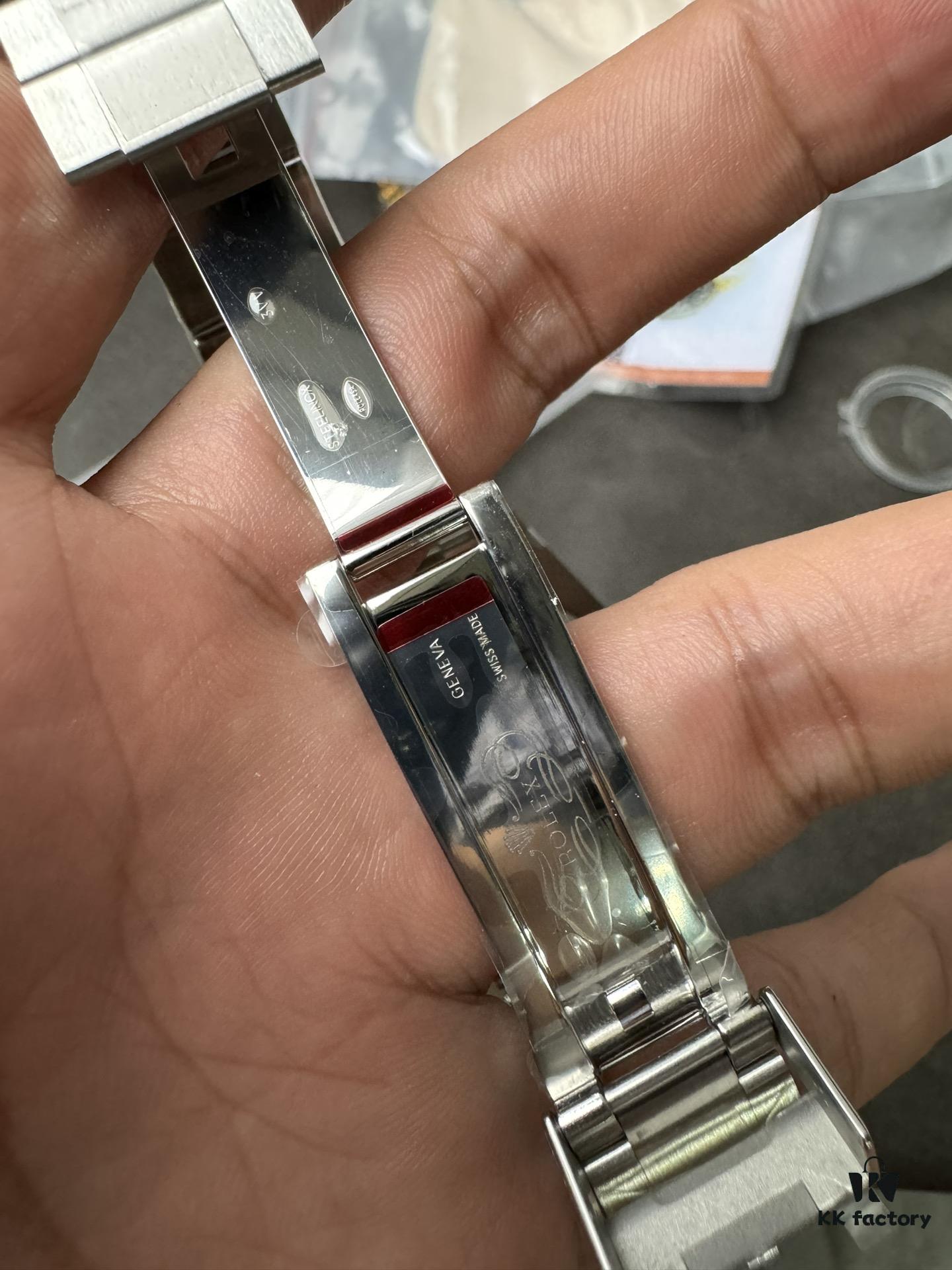 VS 41 No-Date Black Water Ghost