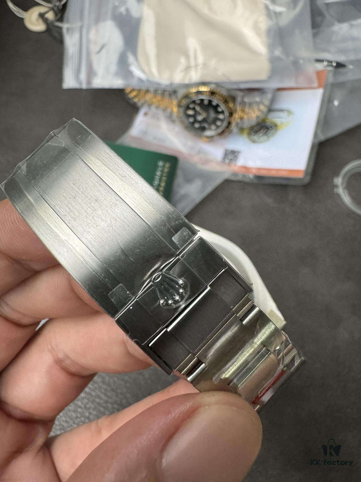 VS 41 No-Date Black Water Ghost