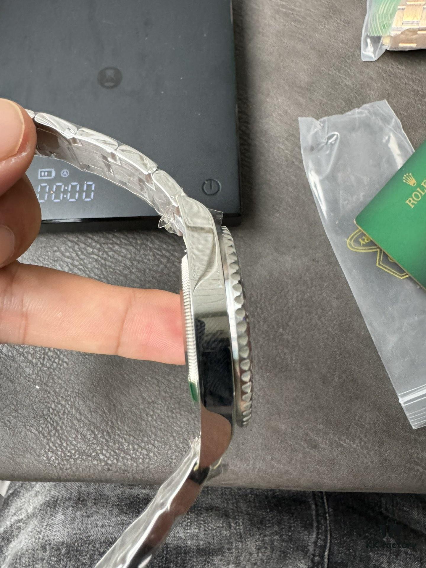 Gold Factory Dog Factory Upgrade V2 Top Version Weighted Greenwich 18K Gold Edition, Non-Peeling, Non-Fading