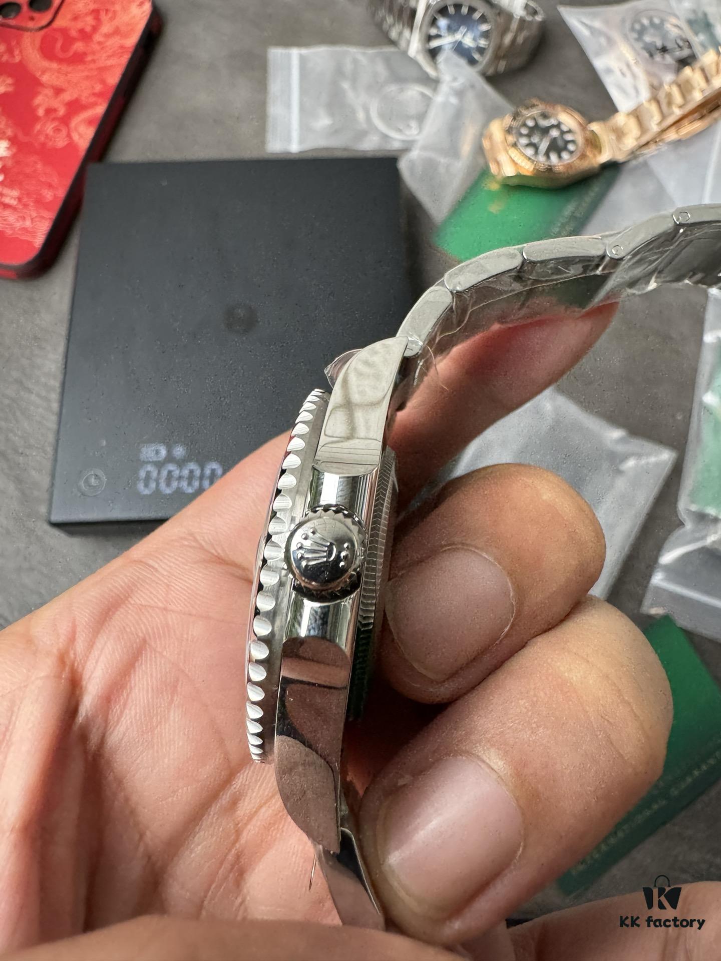 Gold Factory Dog Factory Upgrade V2 Top Version Weighted Greenwich 18K Gold Edition No Peeling No Fading