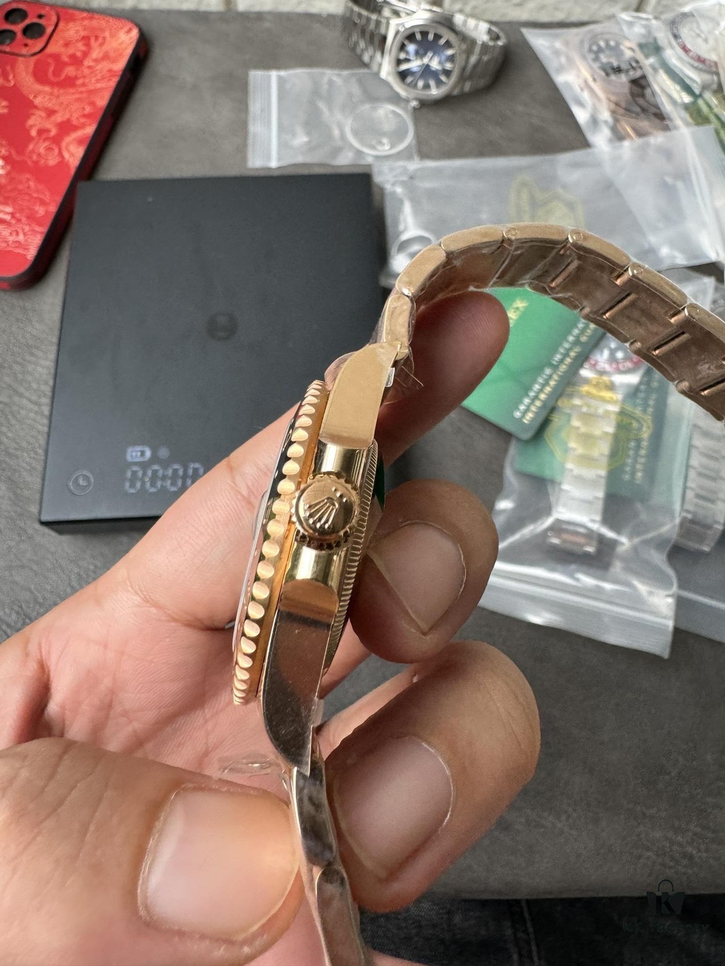 Gold Factory Dog Factory Upgrade V2 Top Version Weighted Greenwich 18K Gold Edition No Peeling No Fading