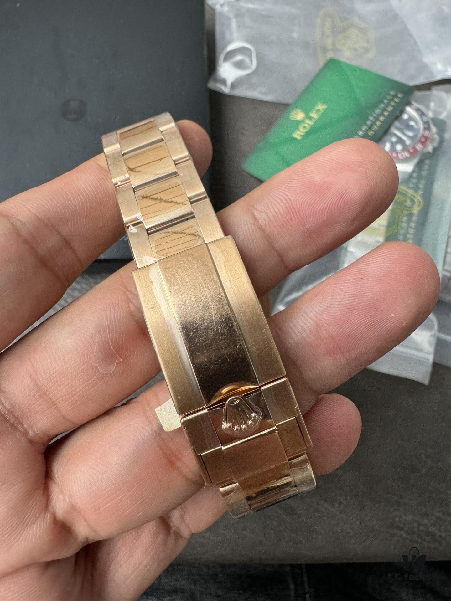 Gold Factory Dog Factory Upgrade V2 Top Version Weighted Greenwich 18K Gold Edition No Peeling No Fading