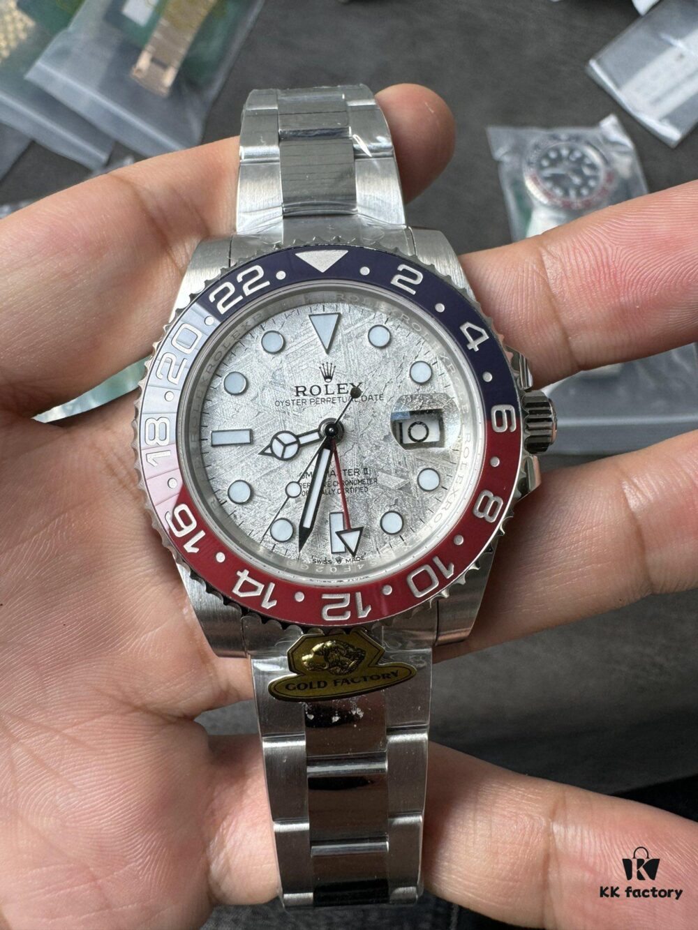 Gold Factory Dog Factory Upgrade V2 Top Version Weighted Greenwich 18K Gold Plated Watch, Not Peeling or Fading