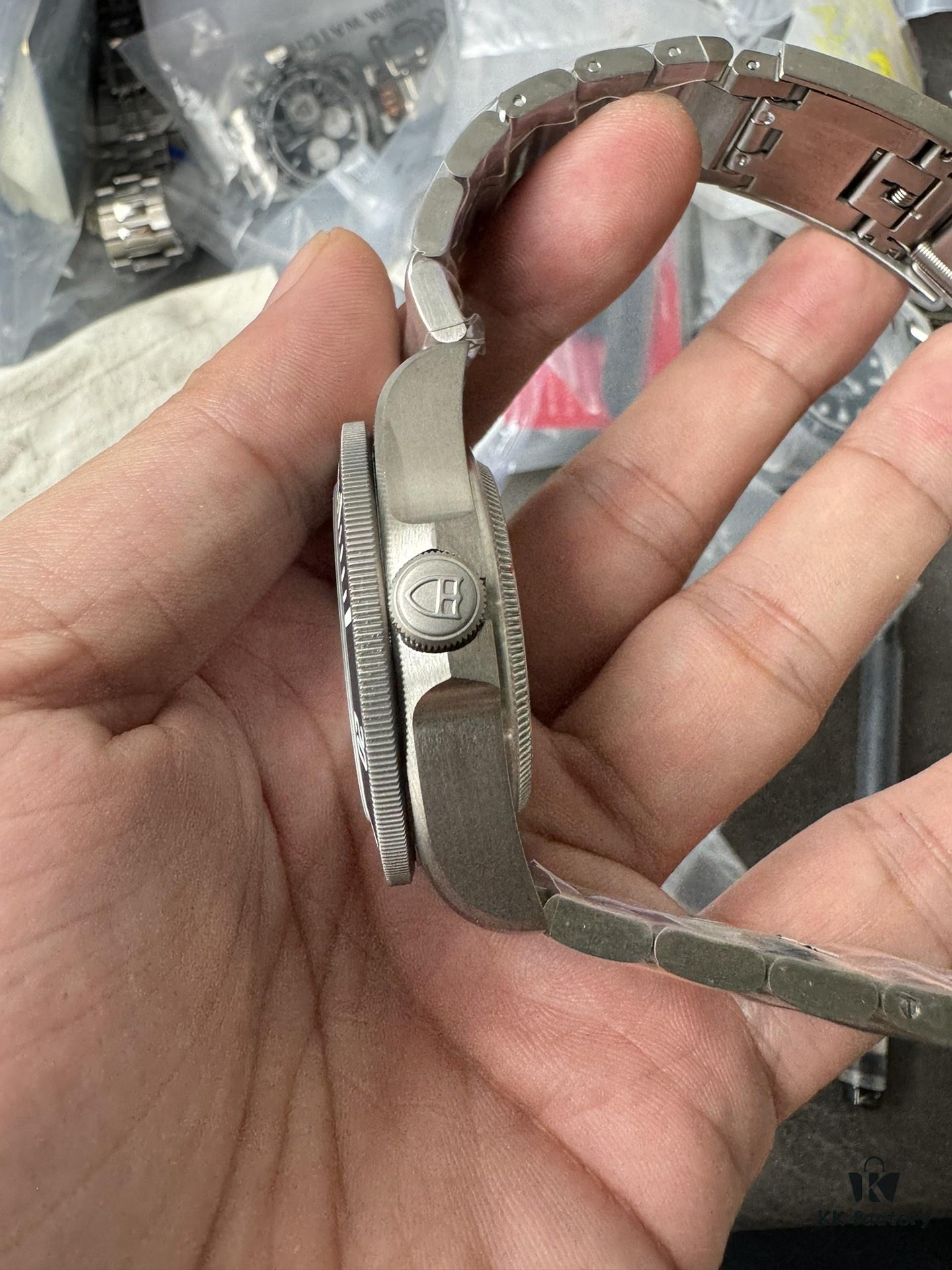 XF Titanium Potato Black Dial