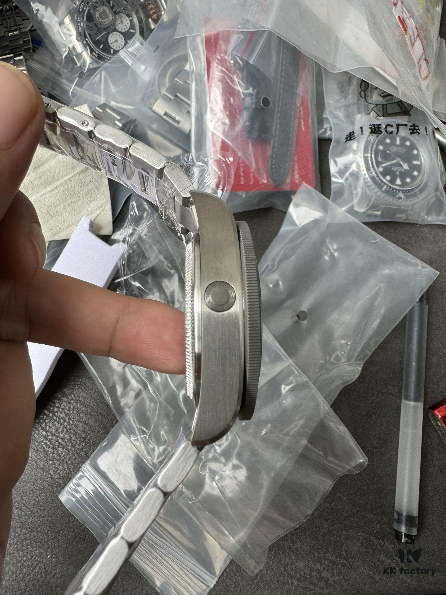 XF Titanium Potato Black Dial