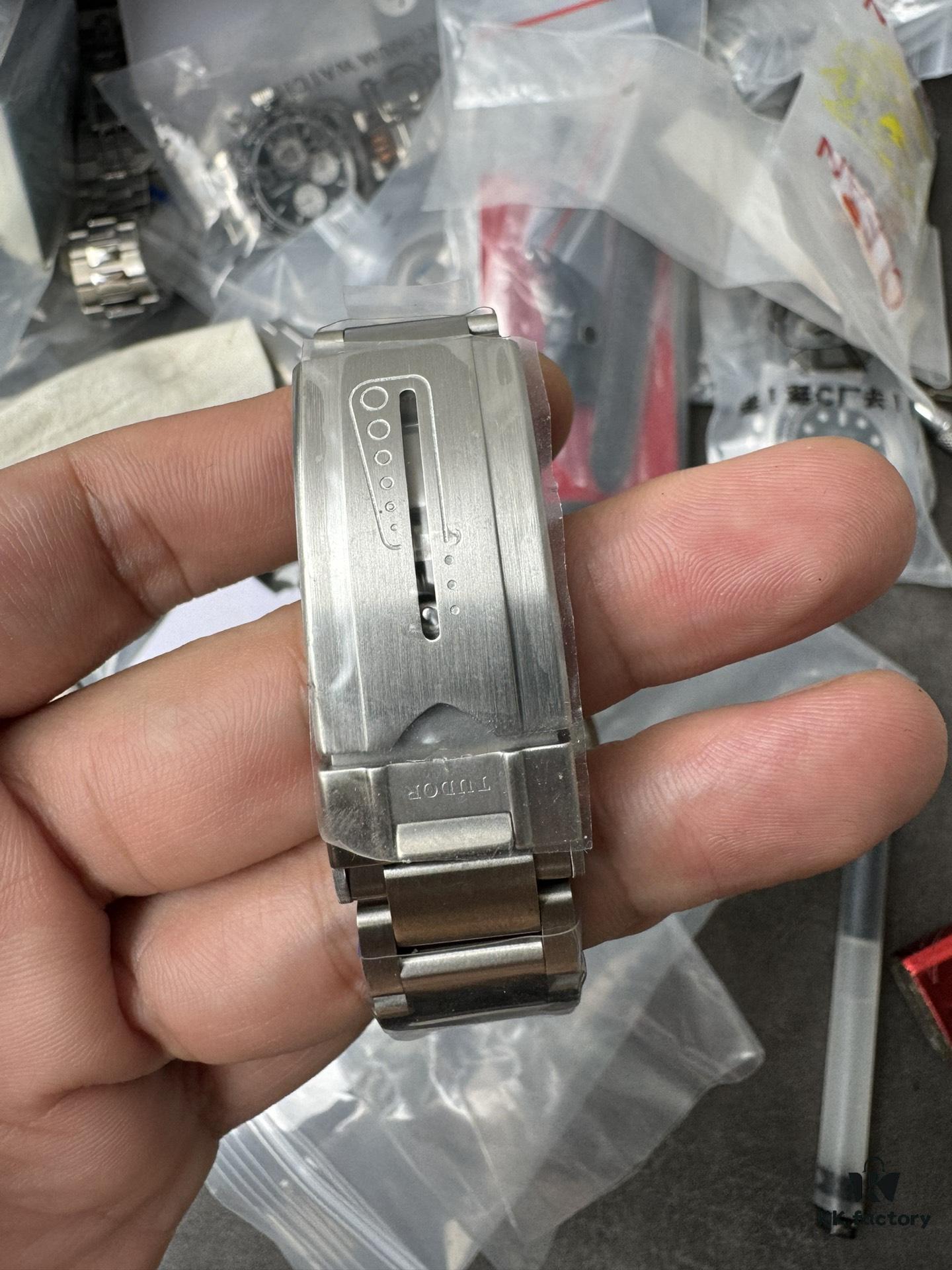 XF Titanium Potato Black Dial