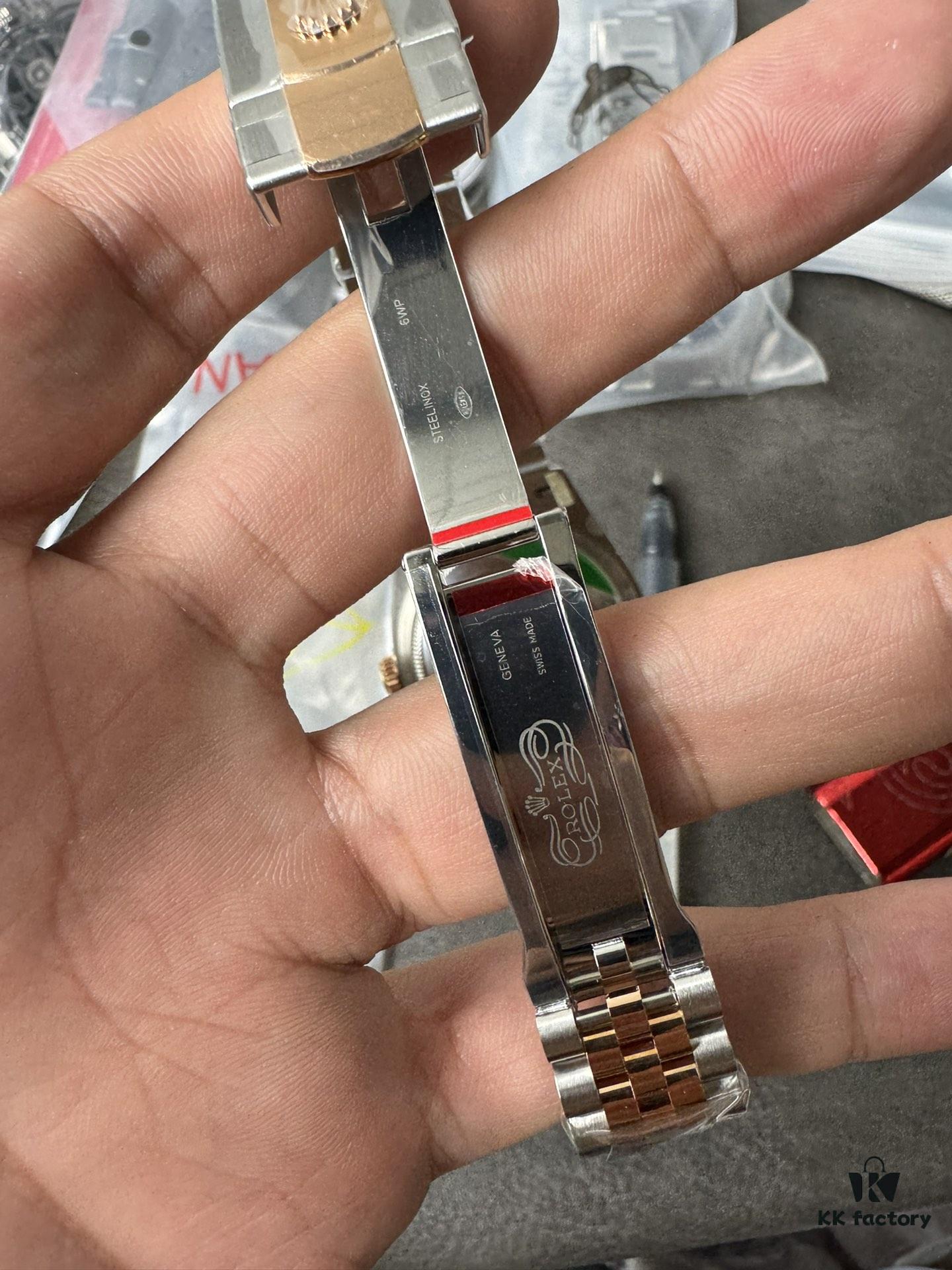 Clean 36 Rooms Rose Gold Pothos