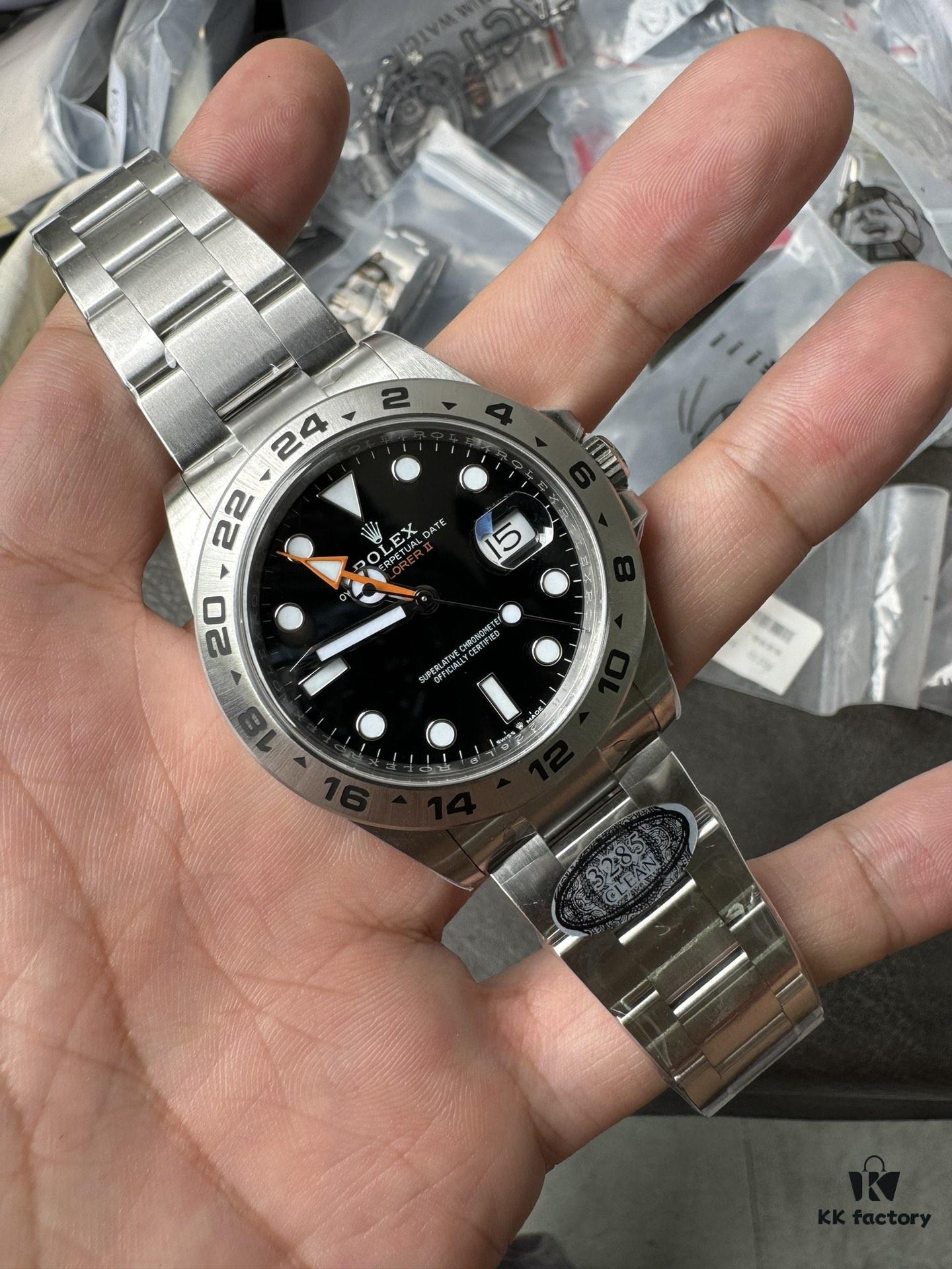 Clean Explorer II, brand new customized large-size Dandong 3285 movement