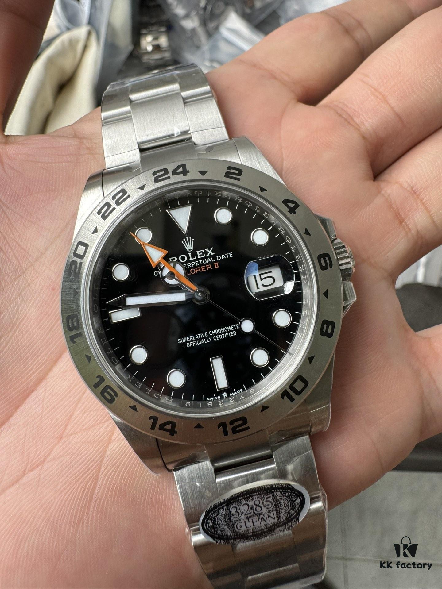 Clean Explorer II, brand new customized large-size Dandong 3285 movement