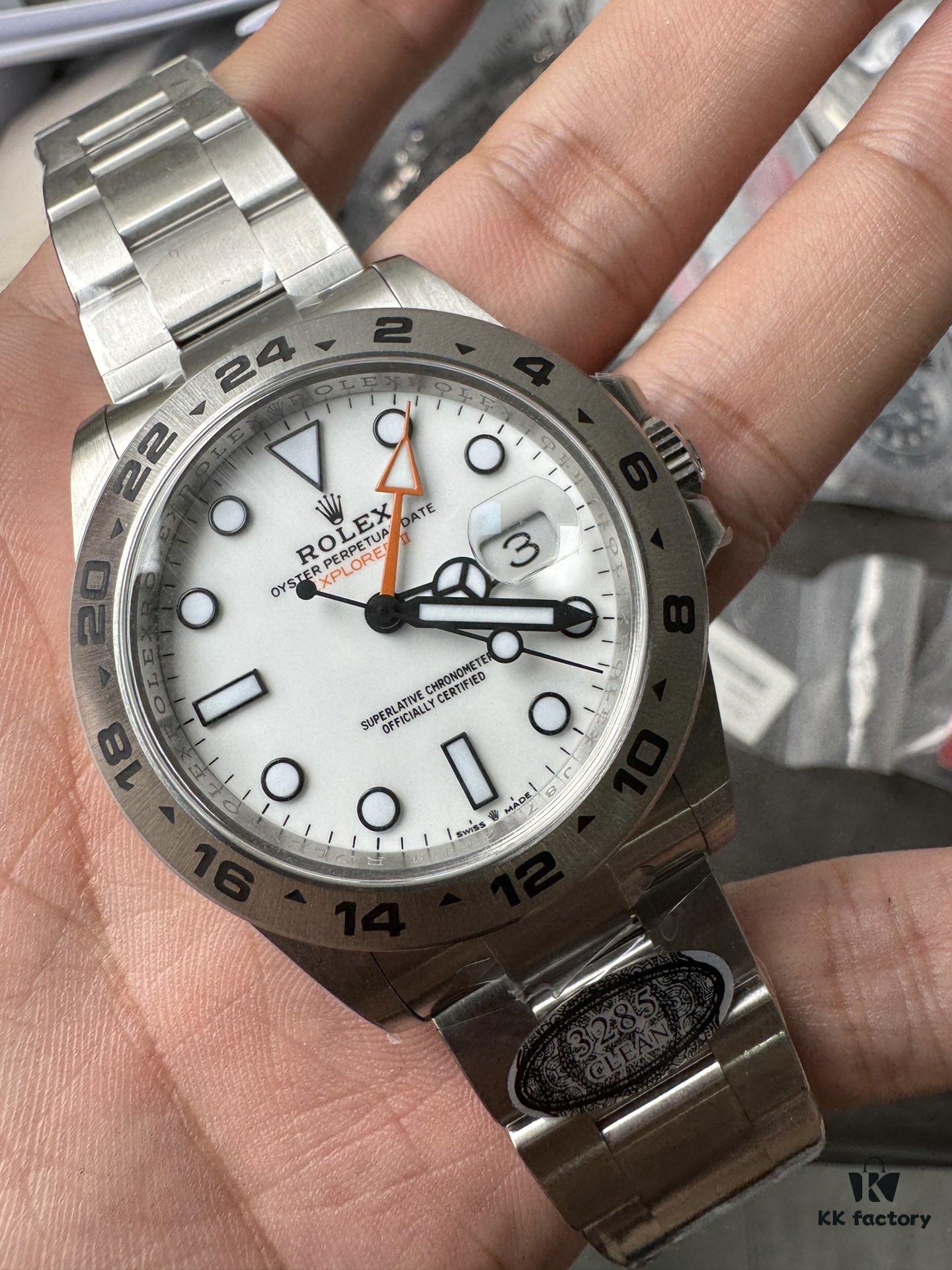 Clean Explorer II, Newly Customized Oversized Dandong 3285 Movement