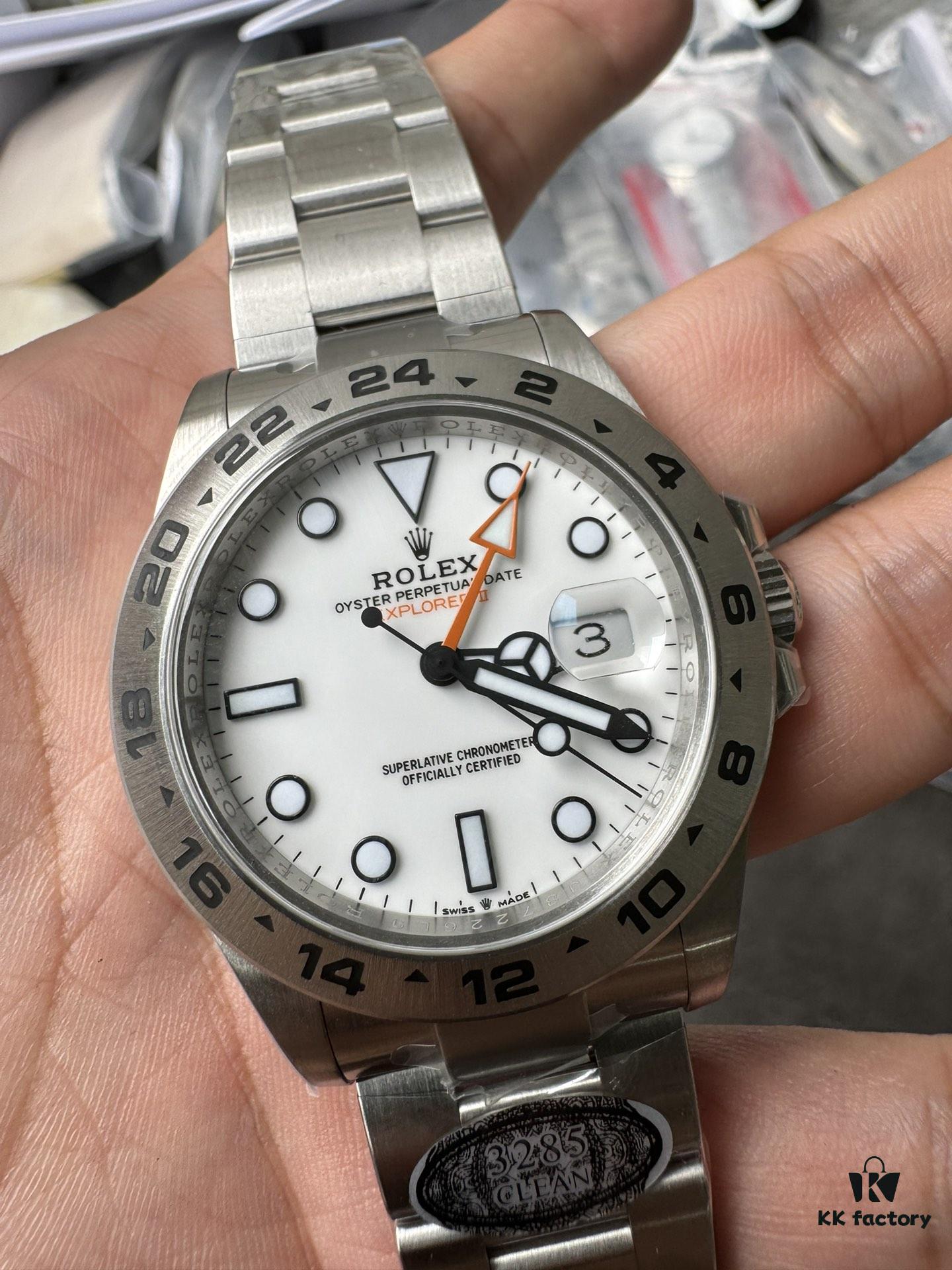 Clean Explorer II, Newly Customized Oversized Dandong 3285 Movement
