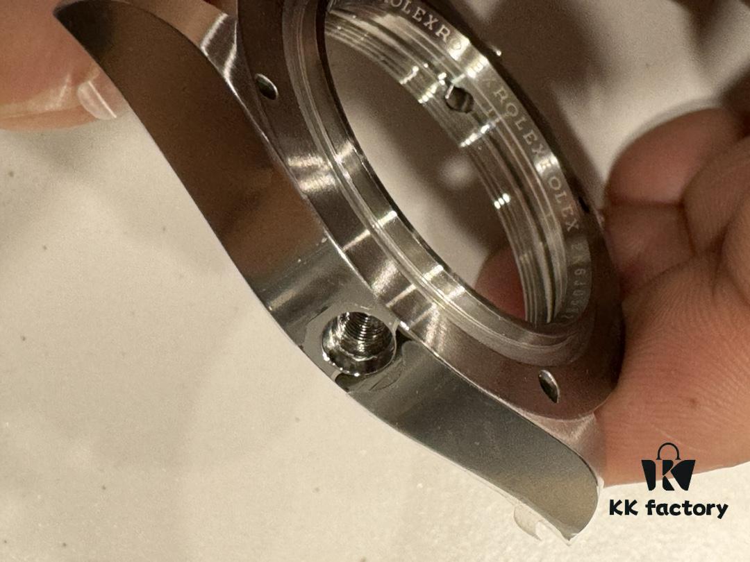 Rolex Sea-Dweller 126600 with Functional Helium Escape Valve