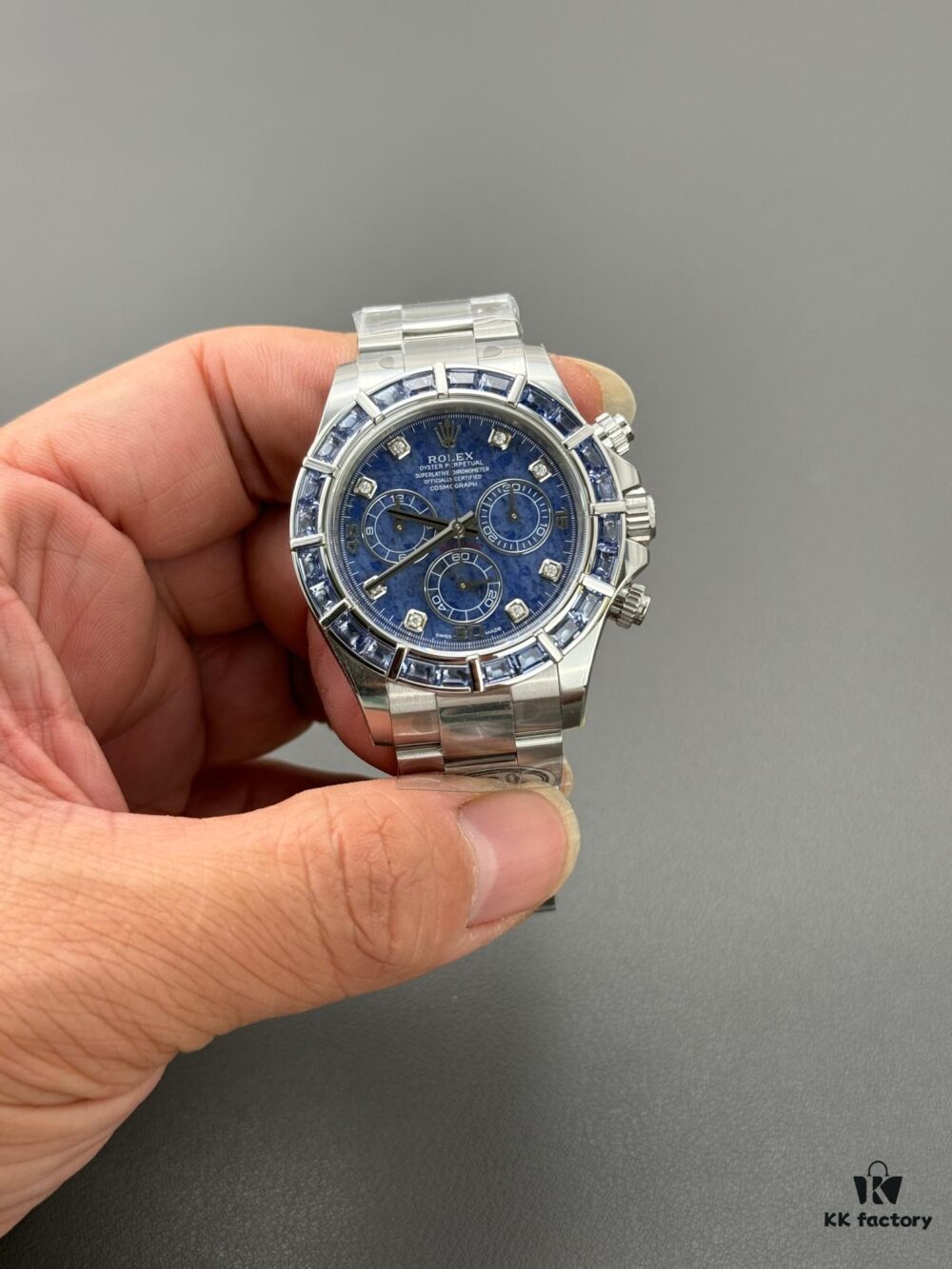 Custom Engraved Carnelian Daytona with Dandong 4130 Movement