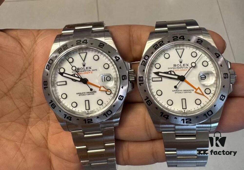 Explorer II 226570 Natural Light Authentic vs Fake Comparison