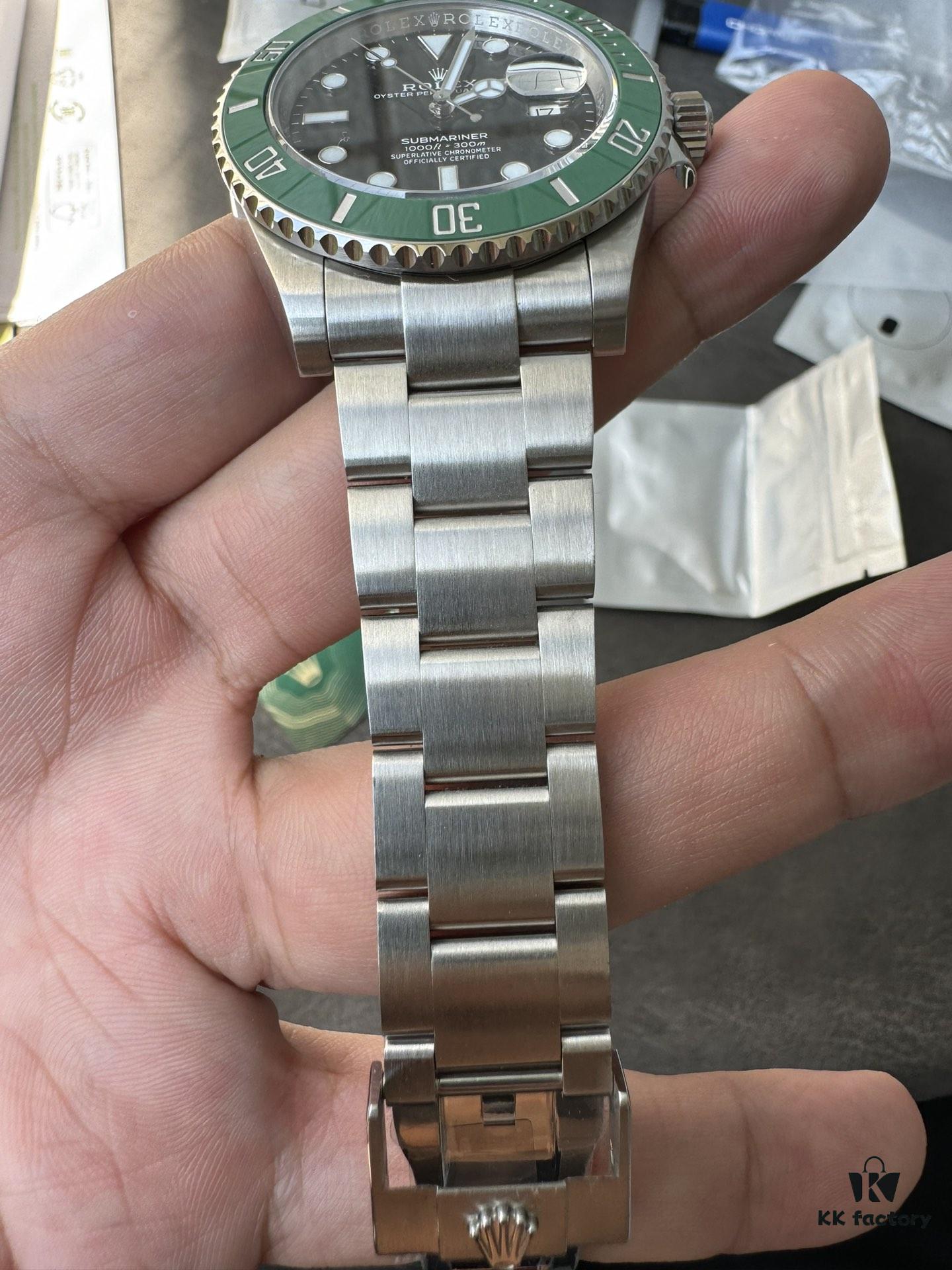 VS 41 Green Hulk Submariner with High-Transparency Glass and Secondary Bevel Polishing