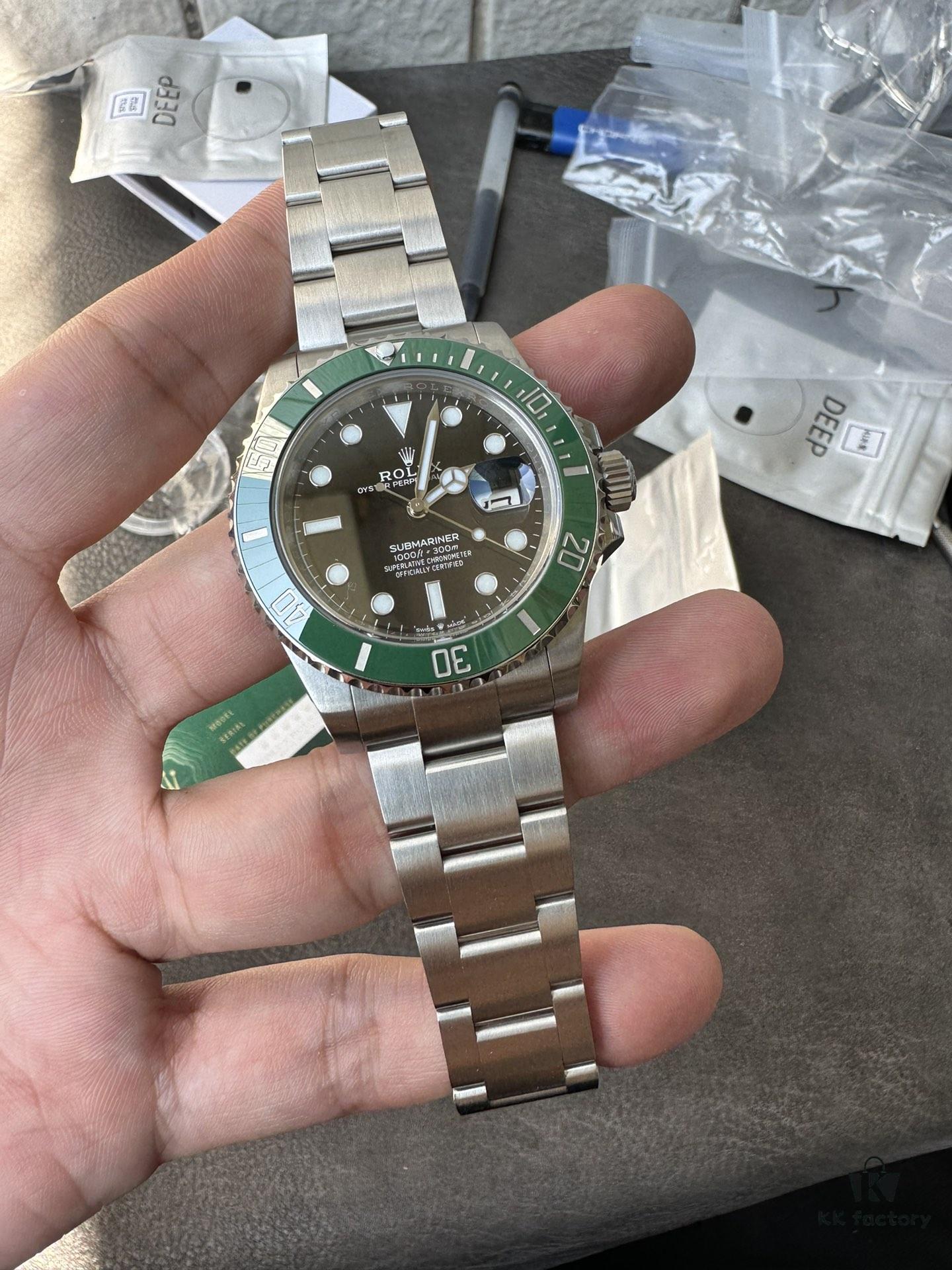 VS 41 Green Hulk Submariner with High-Transparency Glass and Secondary Bevel Polishing