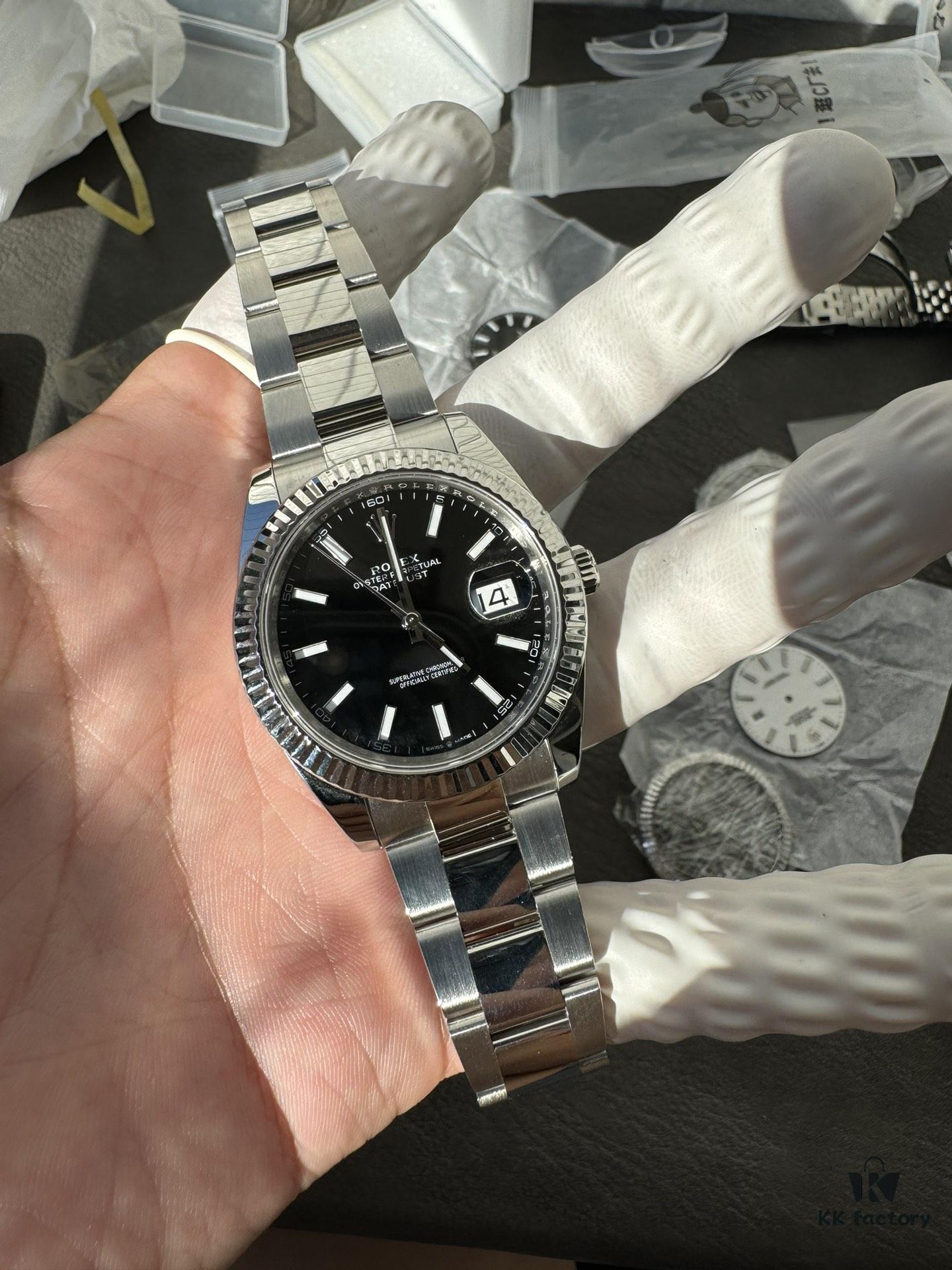 Complete Set of Genuine Replacement Parts (Calendar, Hands, Glass, Dial) with 18K Gold Dog-Teeth Bezel, Secondary Chamfering and Brushed Finish