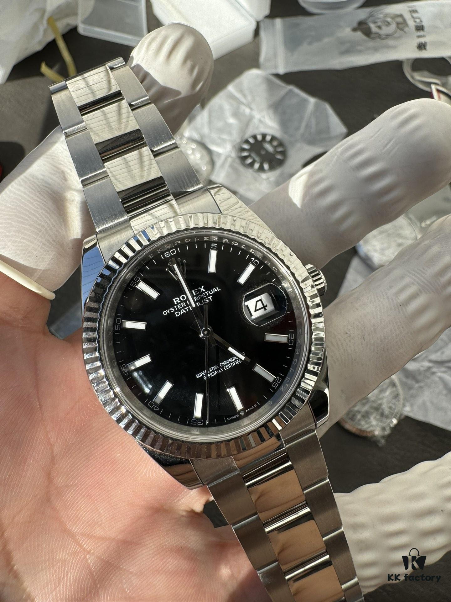 Complete Set of Genuine Replacement Parts (Calendar, Hands, Glass, Dial) with 18K Gold Dog-Teeth Bezel, Secondary Chamfering and Brushed Finish