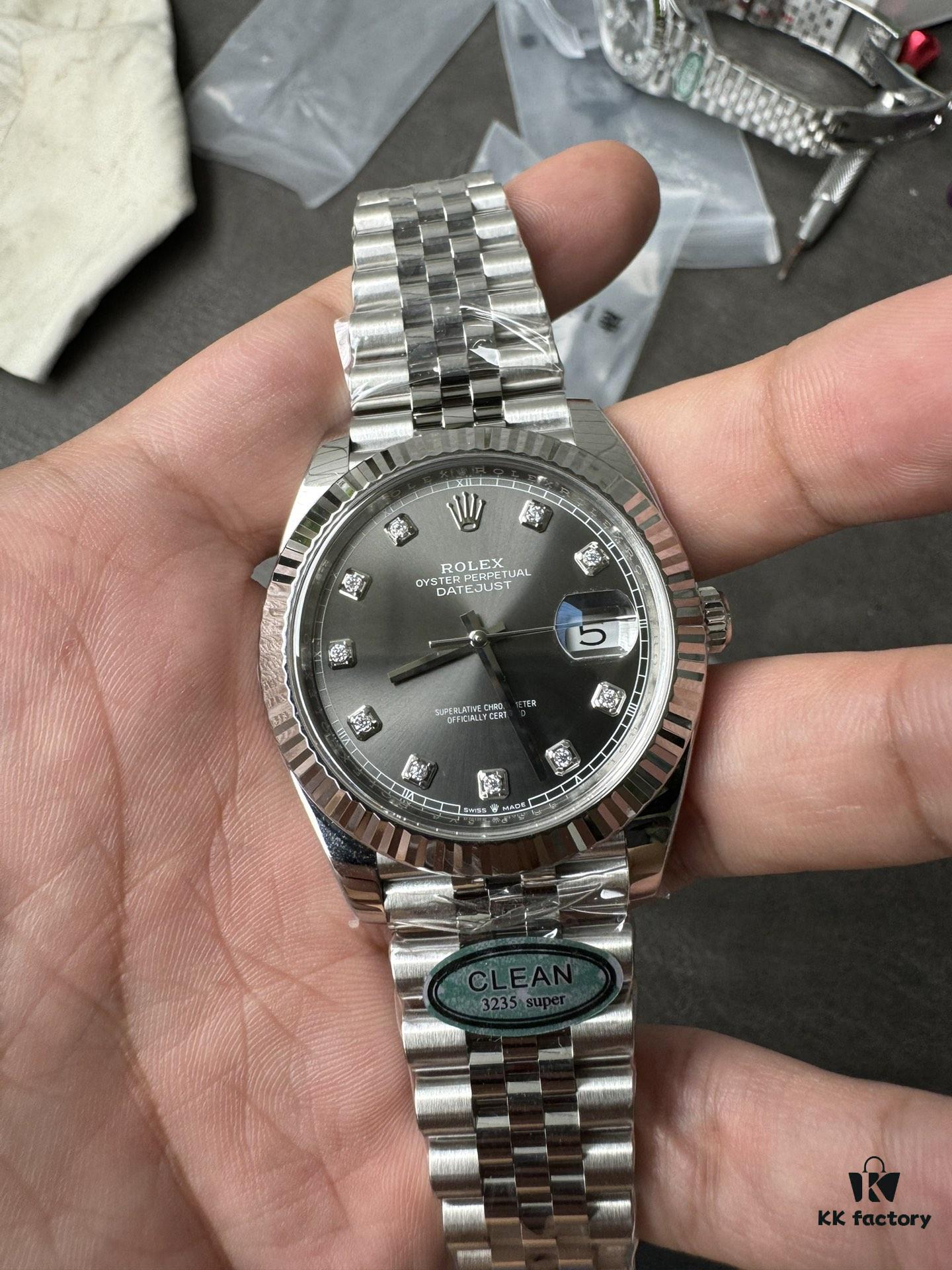 Clean 41 Gray Mesh Diamond-Studded Day