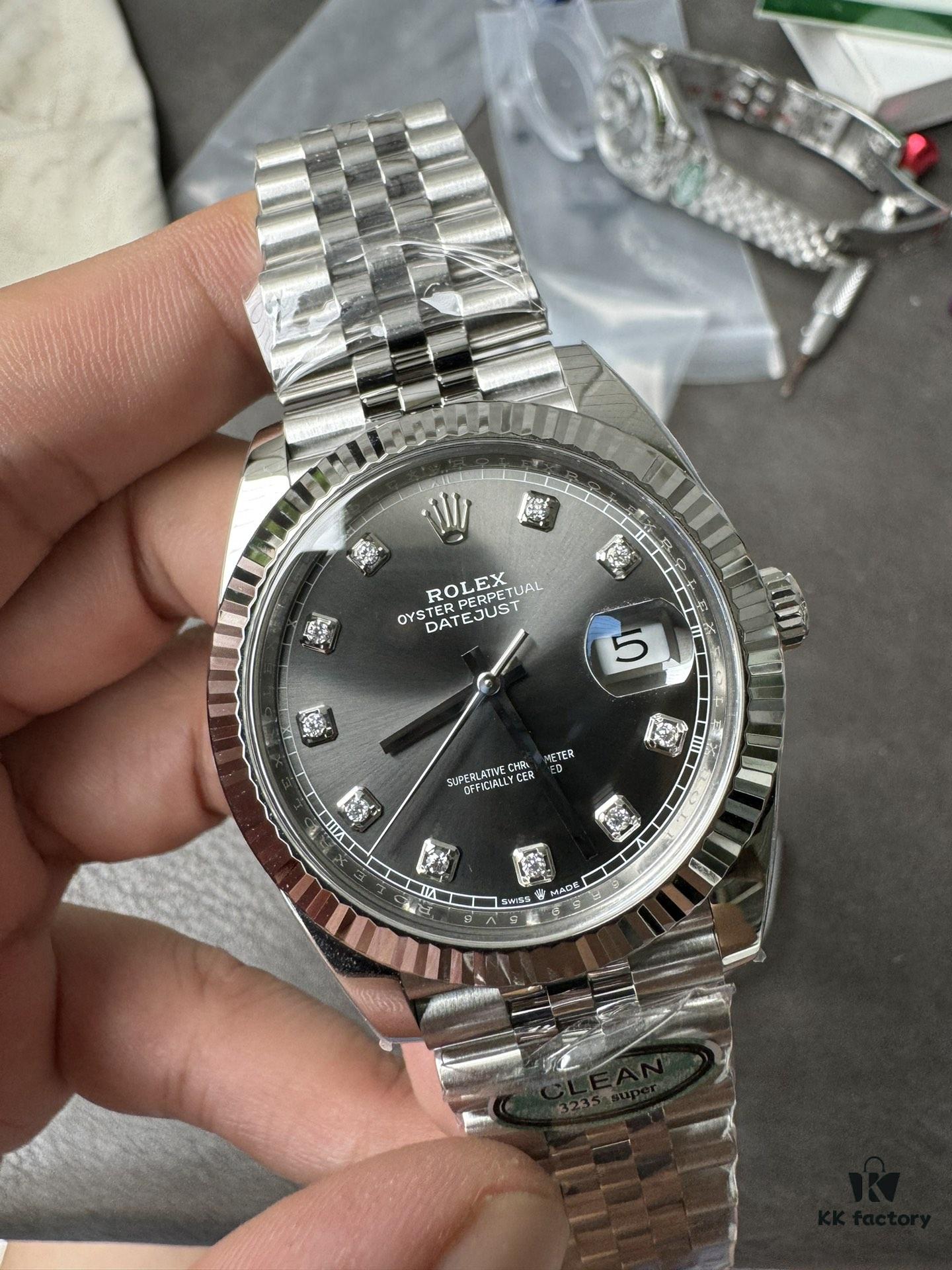 Clean 41 Gray Mesh Diamond-Studded Day