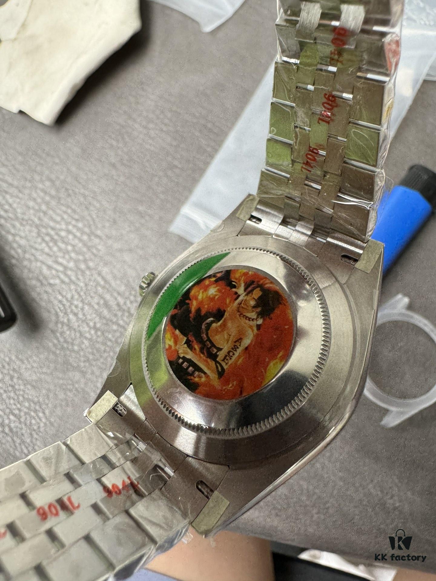 Clean 41 Gray Mesh Diamond-Studded Day