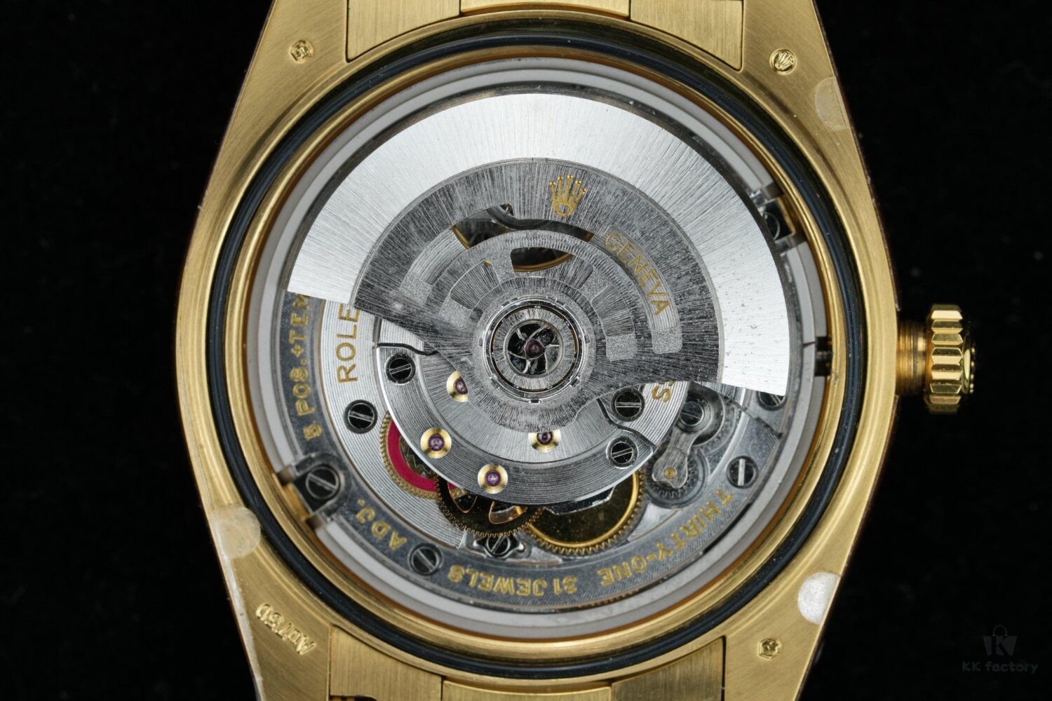 THB Weight Matching DD APS Case Same Factory Production New Weight Material Closer to Genuine in Weight Significantly Improves Previous Chipping Issue Whether It Will Chip Remains to Be Seen Warranty Available for Chipping Custom Shanghai 3255 Movement 70h Power Reserve Currently the Best DD Fully Optimized Excellent Craftsmanship Great Price