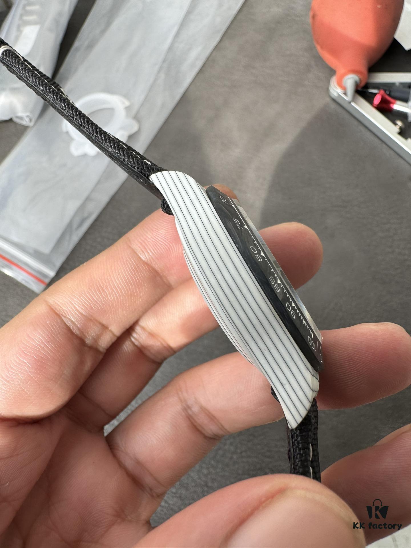 N6 Carbon Fiber Daytona Dan Dong 4130 Machine