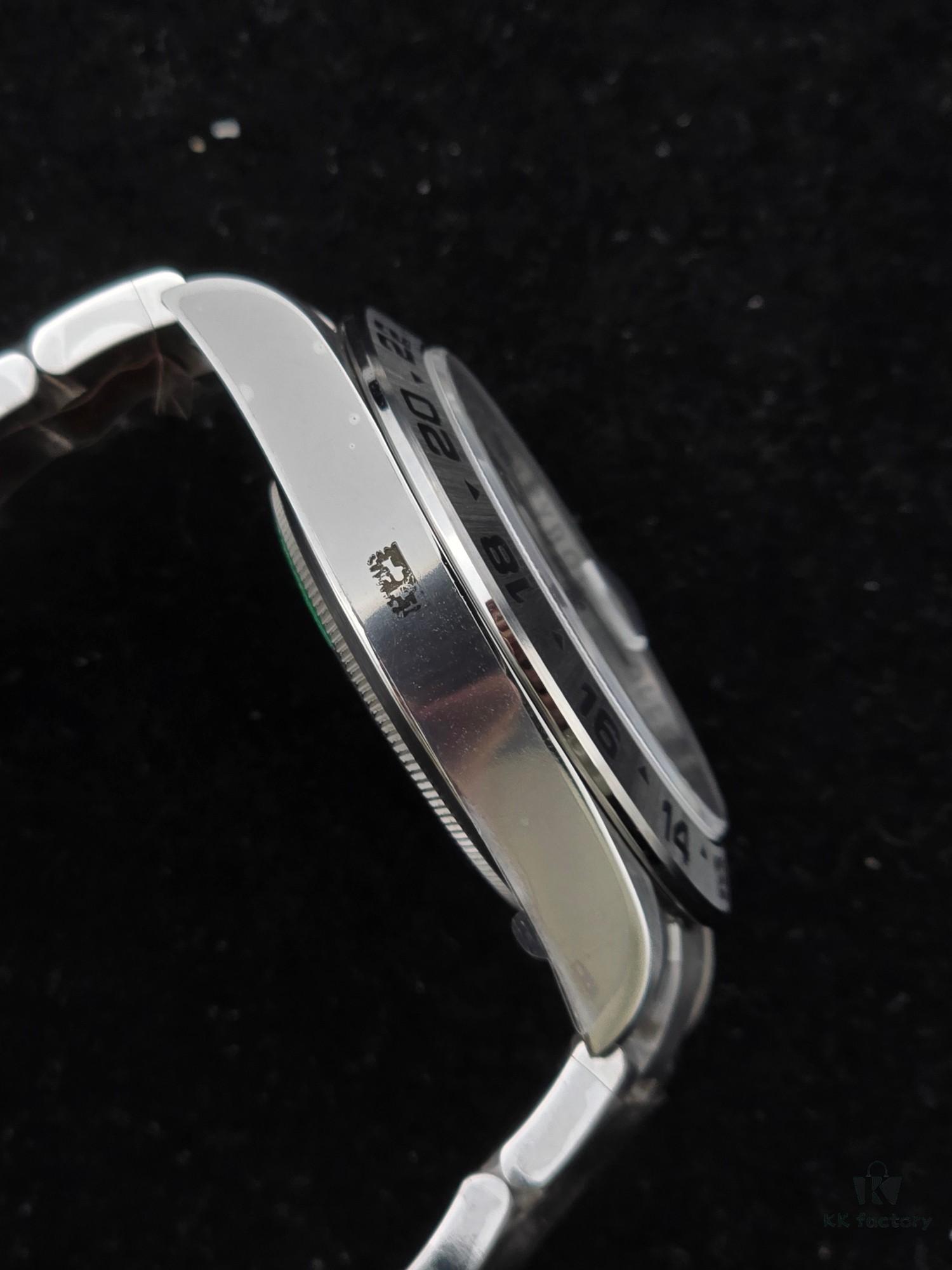 Clean Explorer II Release: Newly Customized Large-Size Dandong 3285 Movement