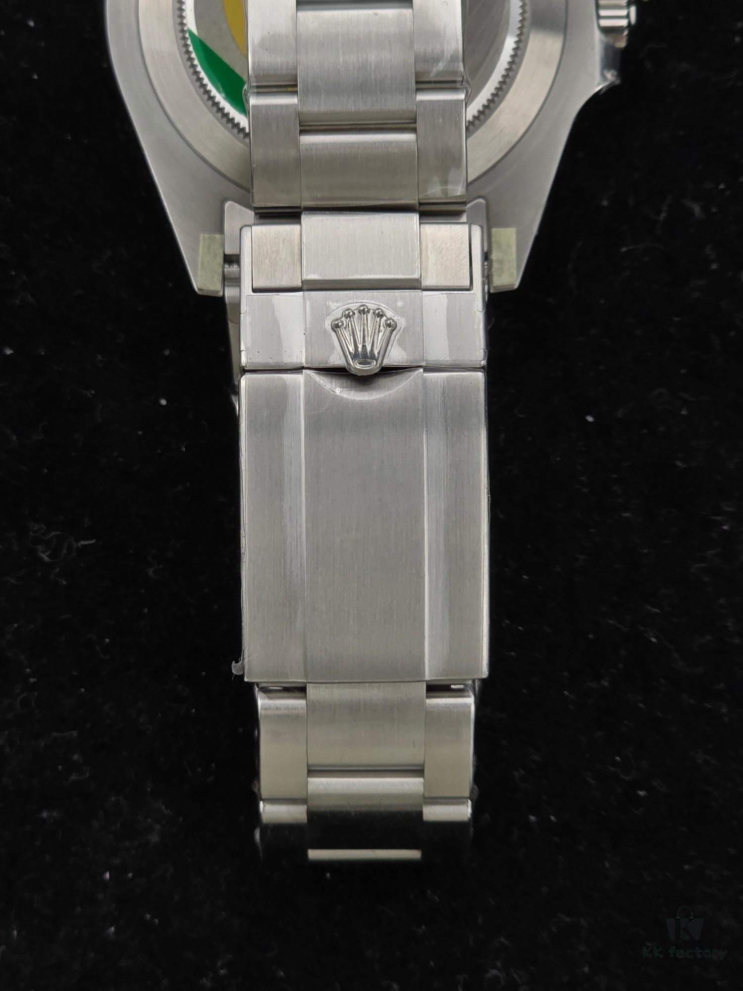 Clean Explorer II Release: Newly Customized Large-Size Dandong 3285 Movement