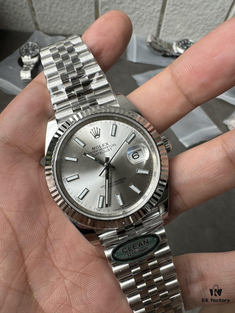 Clean 41 Silver Dial Watch