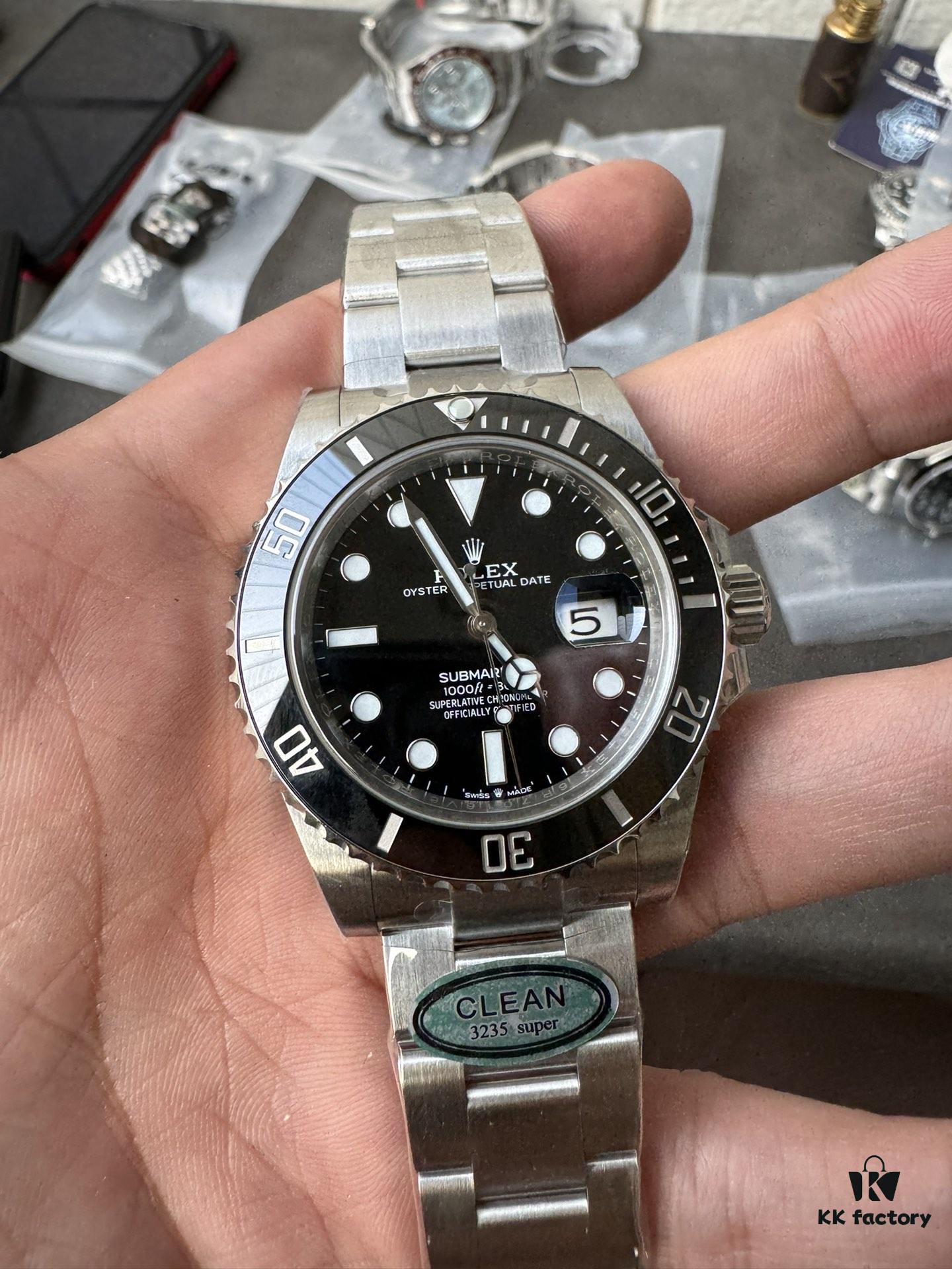 Clean 41 Black Submariner