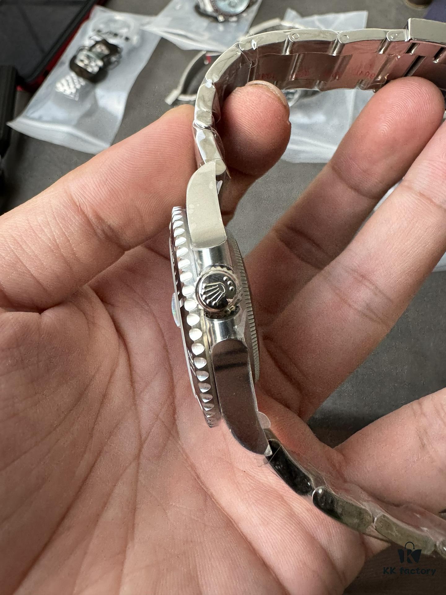 Clean 41 Black Submariner