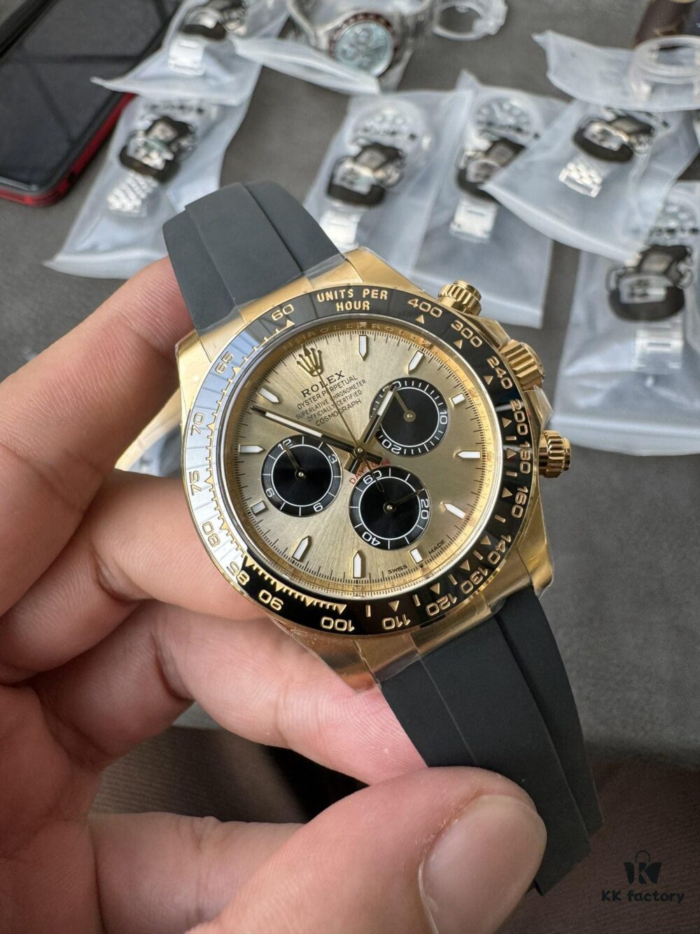 Clean 4131 Gold Adhesive