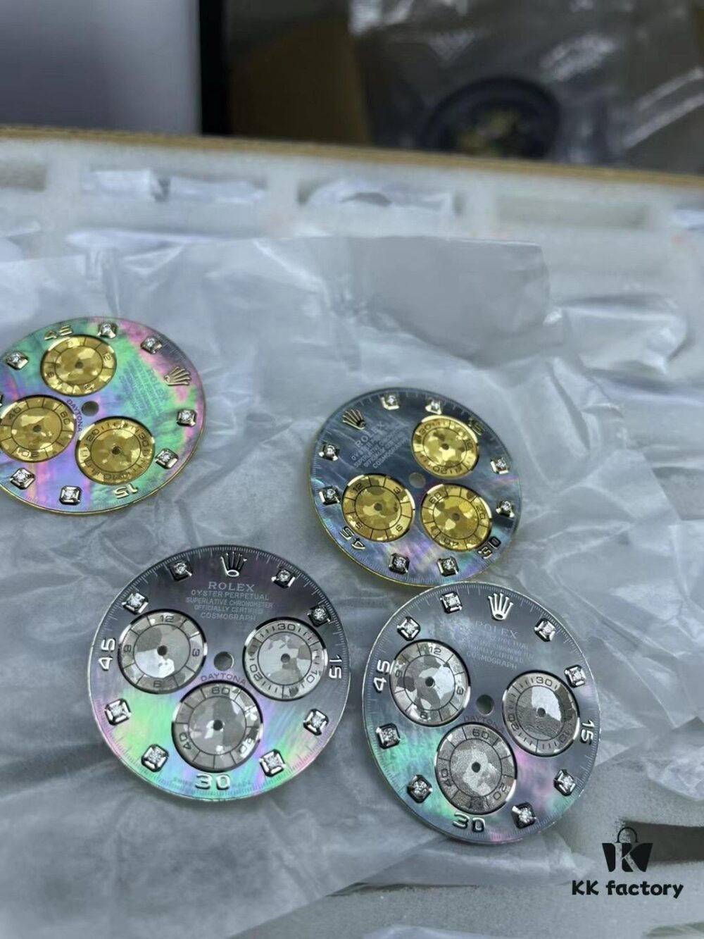 Tahitian Black Shell Three-Eye Inlay Chip with Digital Scale Matching Design