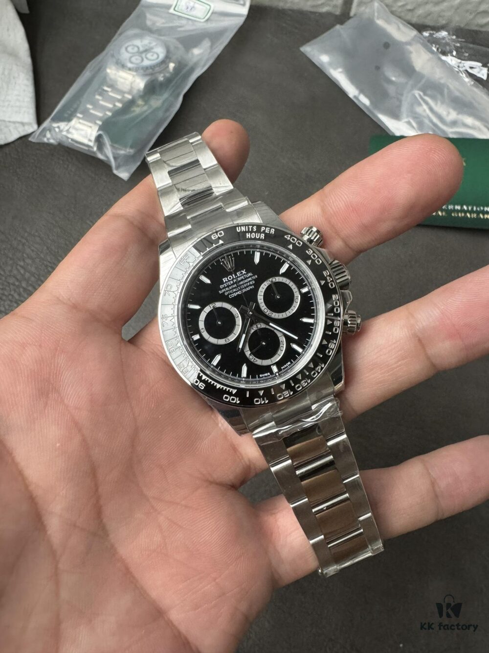 VS Affordable Version of Daytona with 4801 Movement, Similar to 4131 Case and Structure, Single-direction Winding, Skeleton Design Without Engraving, Much Cheaper Price