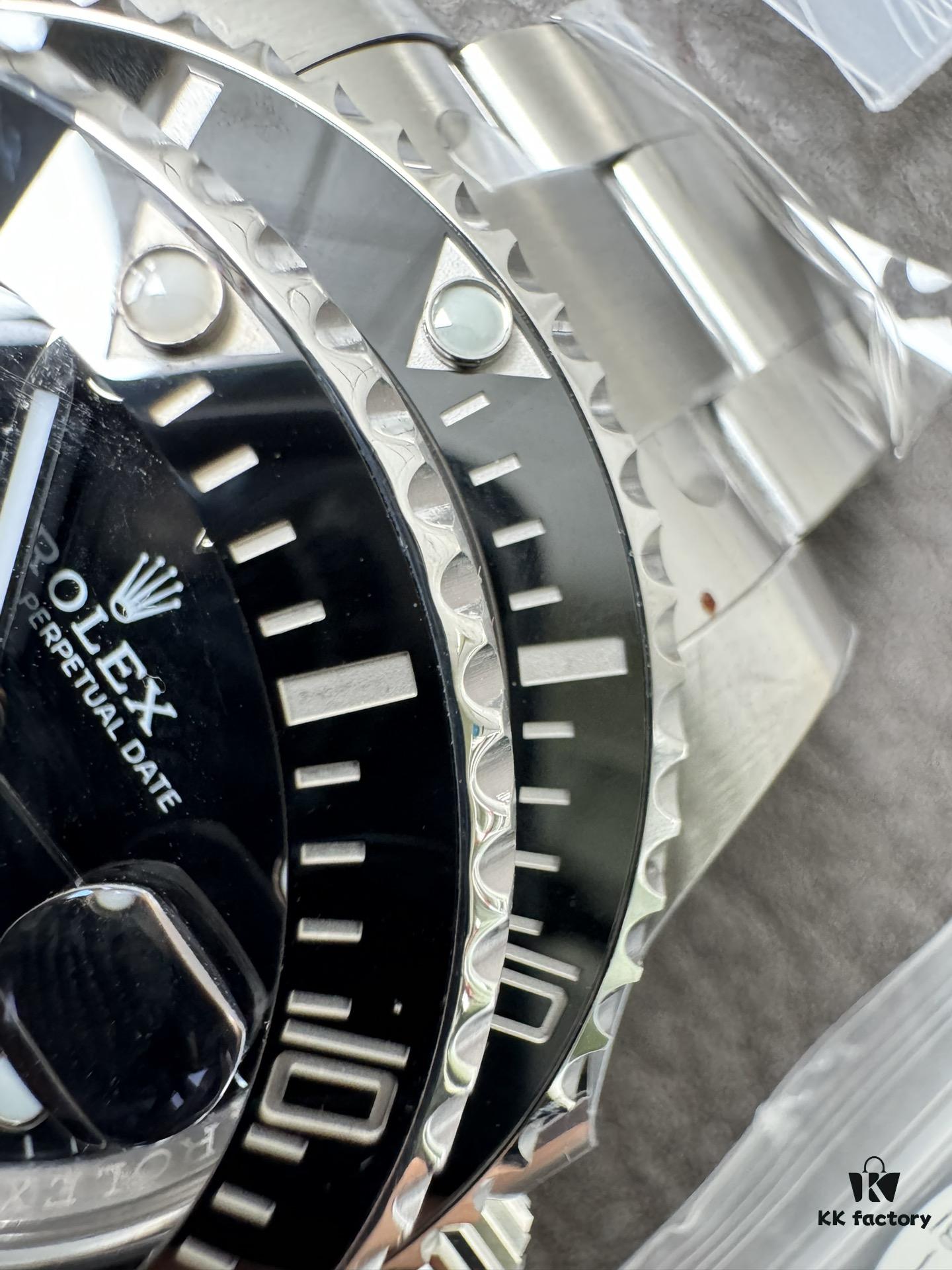 Authentic Black Water Ghost 4-Piece Set