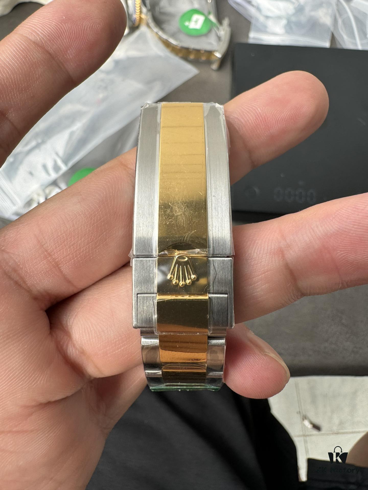 C+ Gold-Plated Black Water Ghost with Counterweight Version, Weighted Back Cover, Resistant to Oxidation, Discoloration, and Peeling