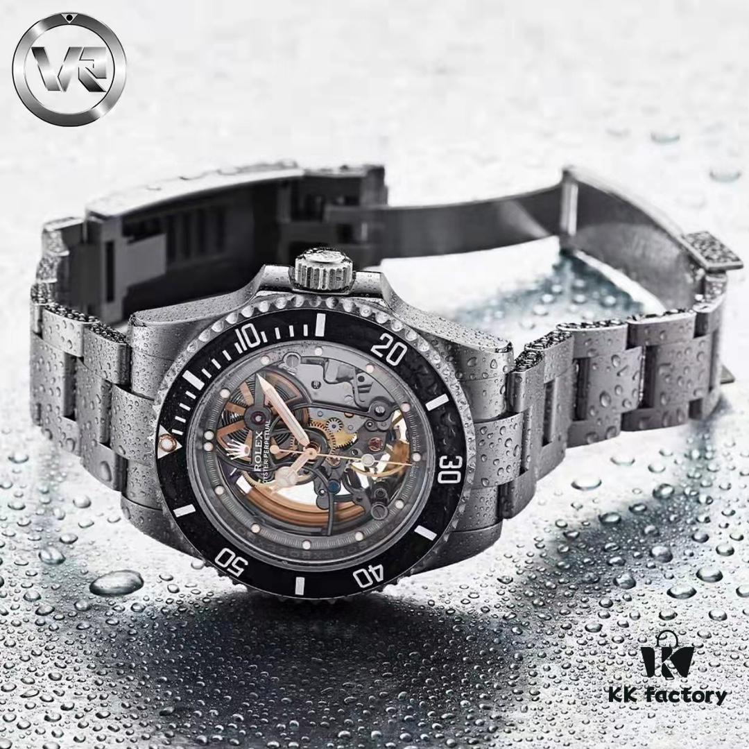 VR Factory Masterpiece! Radically Modified Rolex – The Legendary Submariner with Carbon Fiber Bezel, Fully Skeletonized and Engineered to the Extreme