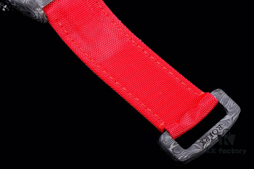 New Arrival Craftsmanship Meets Innovation: Dream-Chasing Daytona Cosmic Chronograph Carbon Fiber Custom Edition [V2]