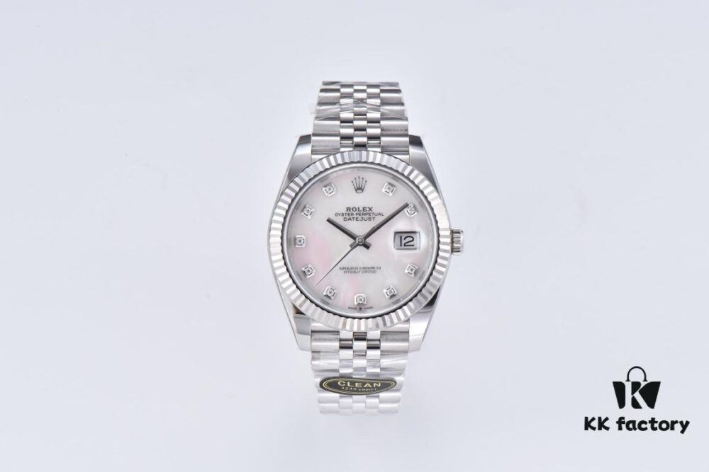 C Factory Clean - Log Series 126334 Diamond Studded Watch / Standard Moissanite, Not Low-End Zirconia, with 3/5 Pearl Strap
