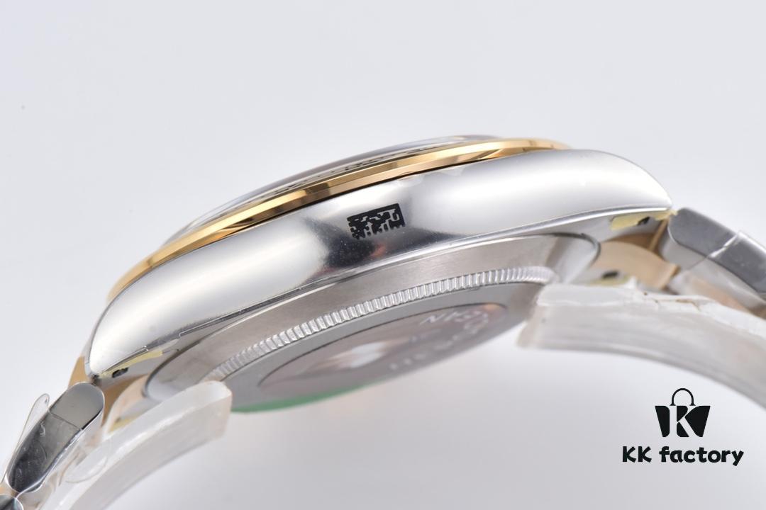 Clean Factory 116503 Two-Tone Gold Daytona with Enamel Black Dial