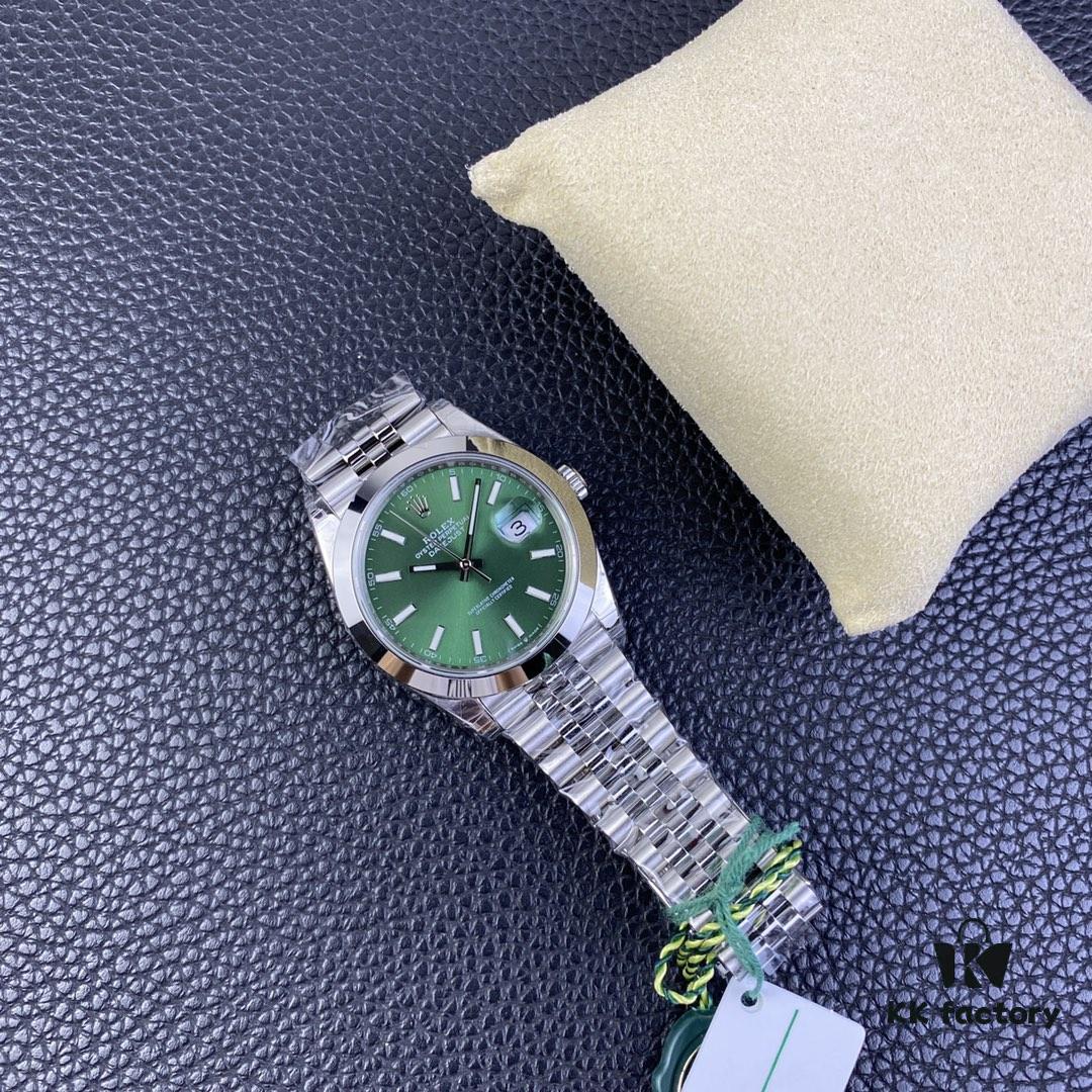 OW Log Can Be Shipped with Genuine Dial, Substitute Hands, Black Hole High-Transparency Glass, C Factory Same 3235 Movement, 904L Steel Case Precision Polished with Multiple CNC Processes, Original Genuine Dial Available for Shipment to Meet Demand