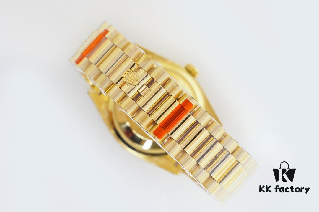 EW Sunday Chronograph Type 36 Series