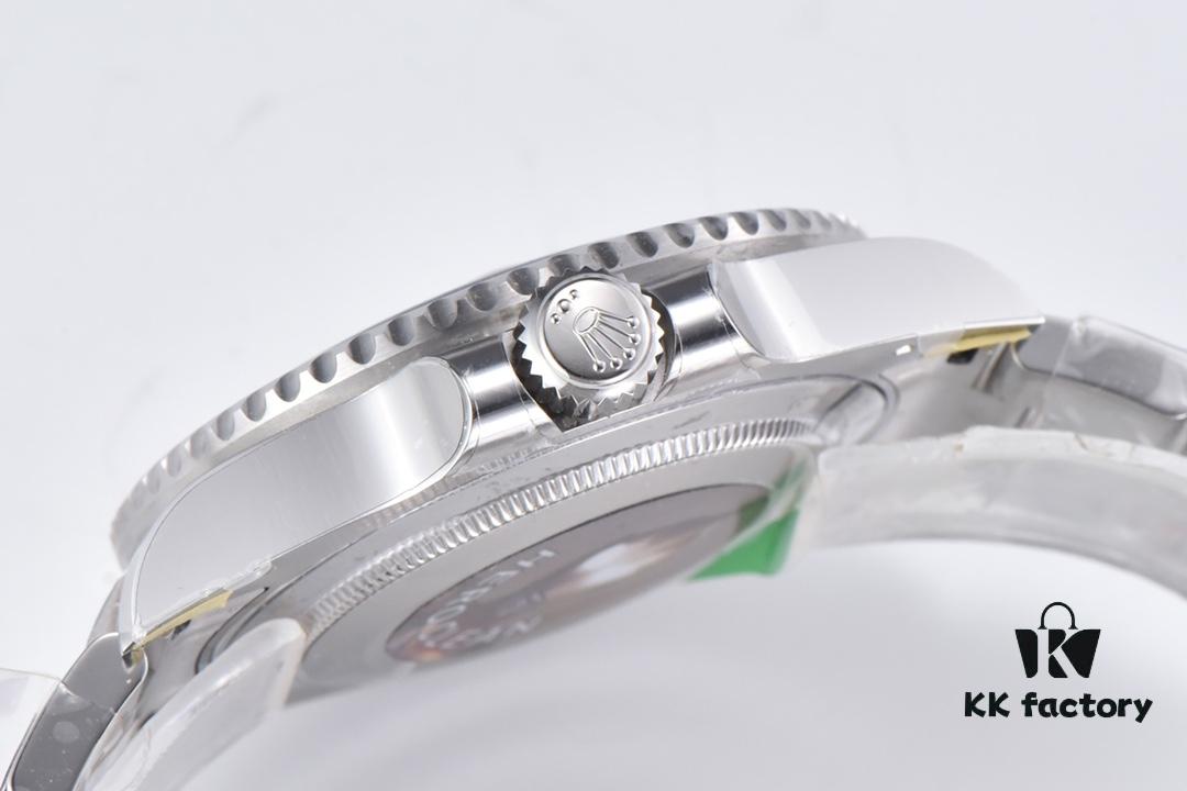 Clean Factory New Model Rolex GMT-Master 126719 White Gold Blue Enamel Dial