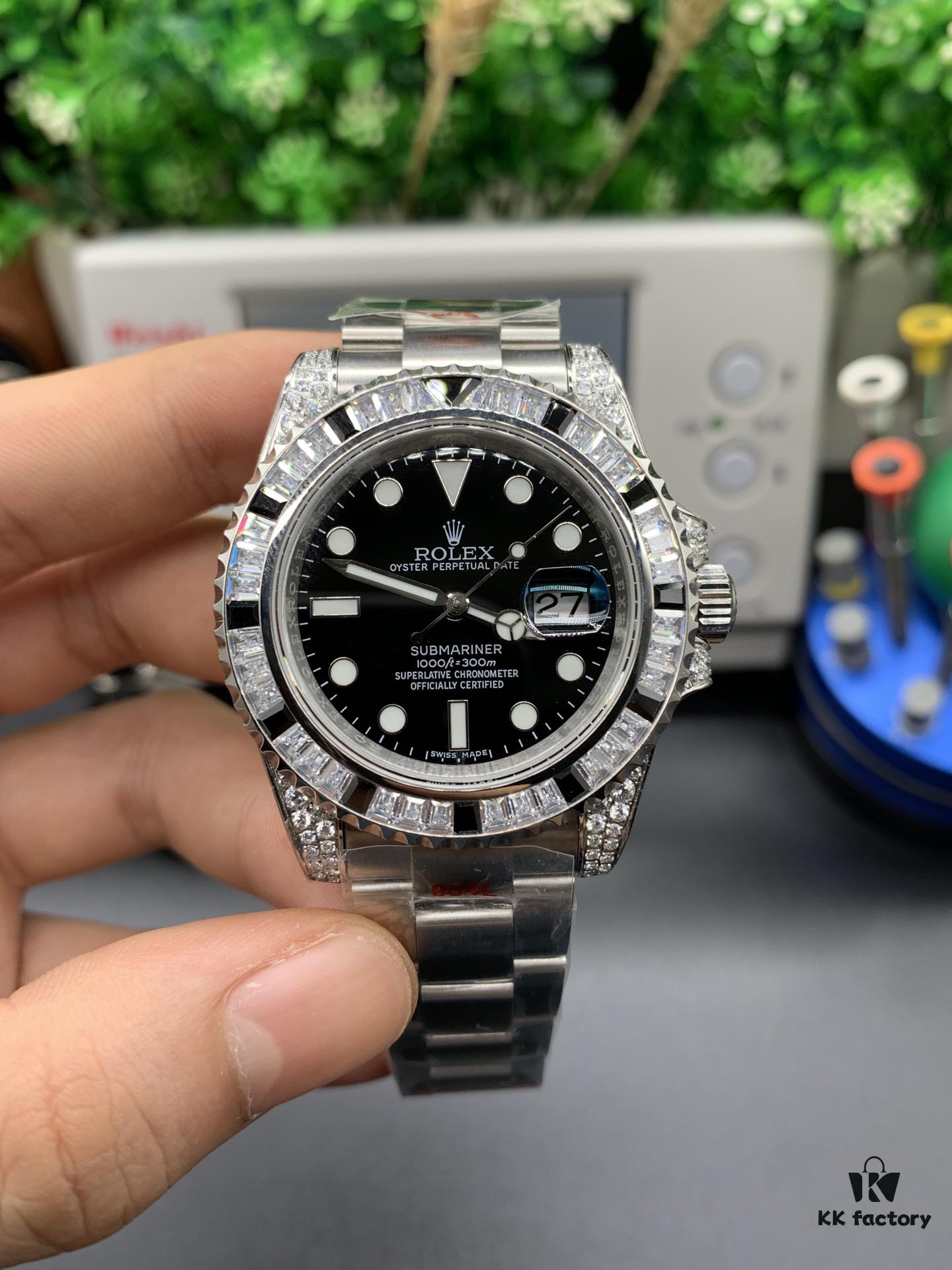 Customized Rolex SUBmariner with Back Diamond Inlay