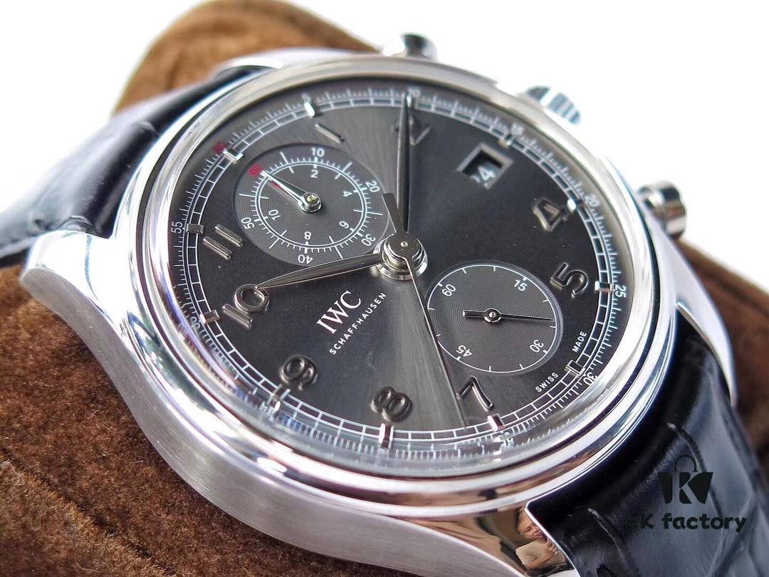 ZF Innovation Masterpiece: 'Sophisticated Gray, Understated Elegance'