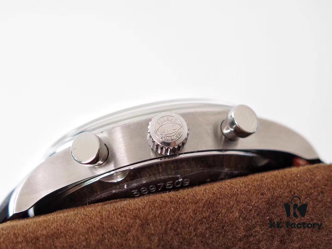 ZF Innovation Masterpiece: 'Sophisticated Gray, Understated Elegance'