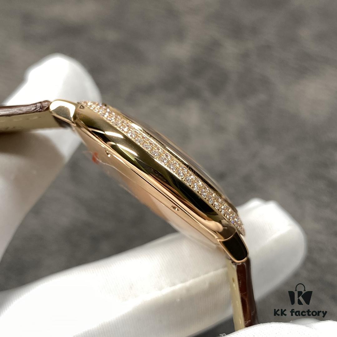 Cartier Ballon Bleu 42mm Series, Rounded and Elegant, Exuding Noble Charm