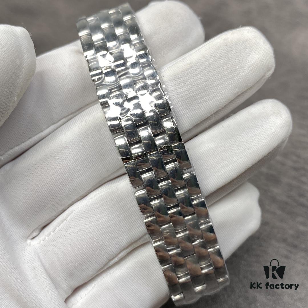 Cartier Panthere Series Watch, Powerfully Arriving! Combining Perfect Lines with Enchanting Design, Fully Demonstrating Elegant Confidence on the Wrist