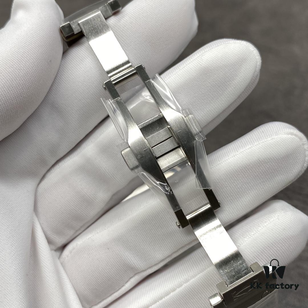 Cartier New Santos, V6 Factory Edition! 316 Material, Swiss Craftsmanship Fire-Blued Steel Hands, Swiss Anti-Reflective Coating, Scratch-Resistant and Fingerprint-Resistant Treatment!